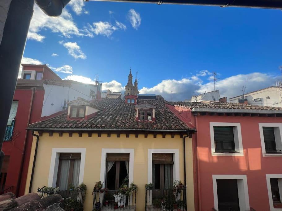 Old Town Loft - Cathedral Views. Apartment Logrono Exterior photo